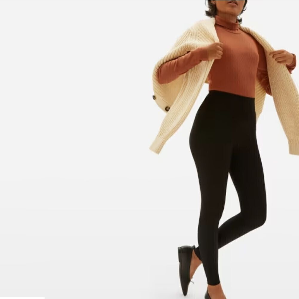 Everlane The Perform Ankle Leggings in Black